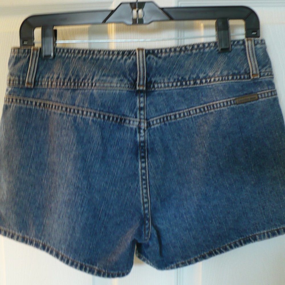 Calvin Klein Denim Shorts Wide Waist Size 7 Sexy - Picture 5 of 5